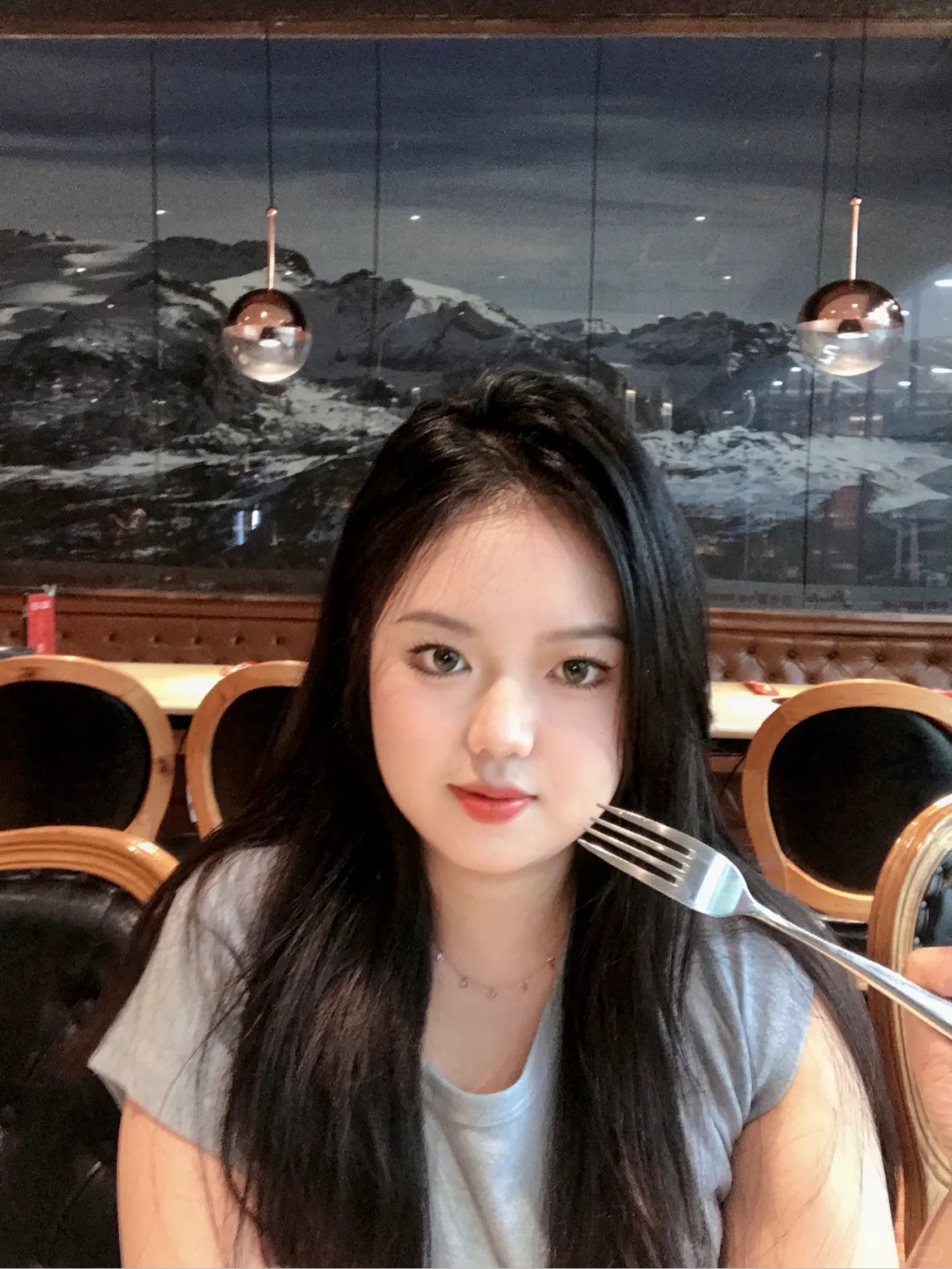 嫩模仿妆｜全包眼线