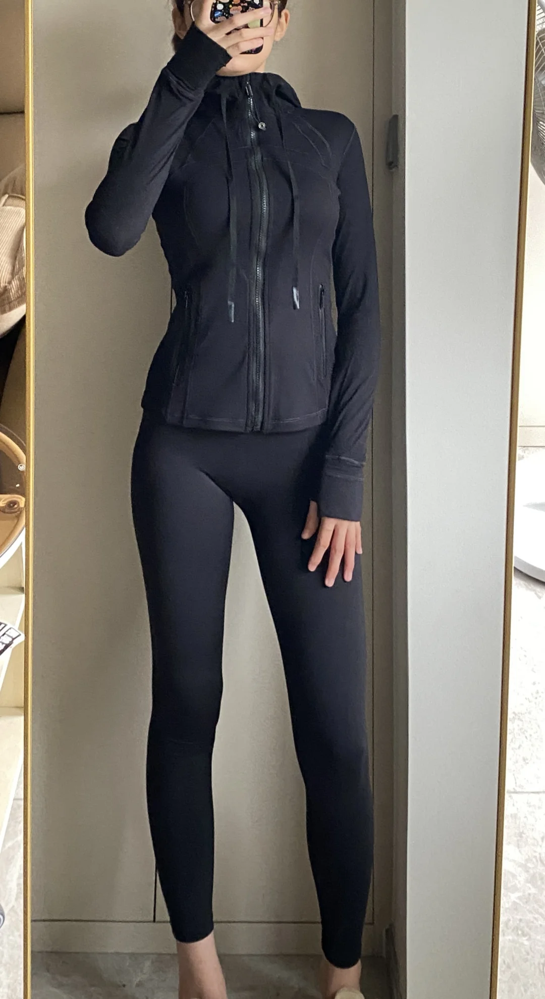 黑色瑜伽服，显瘦又高级～