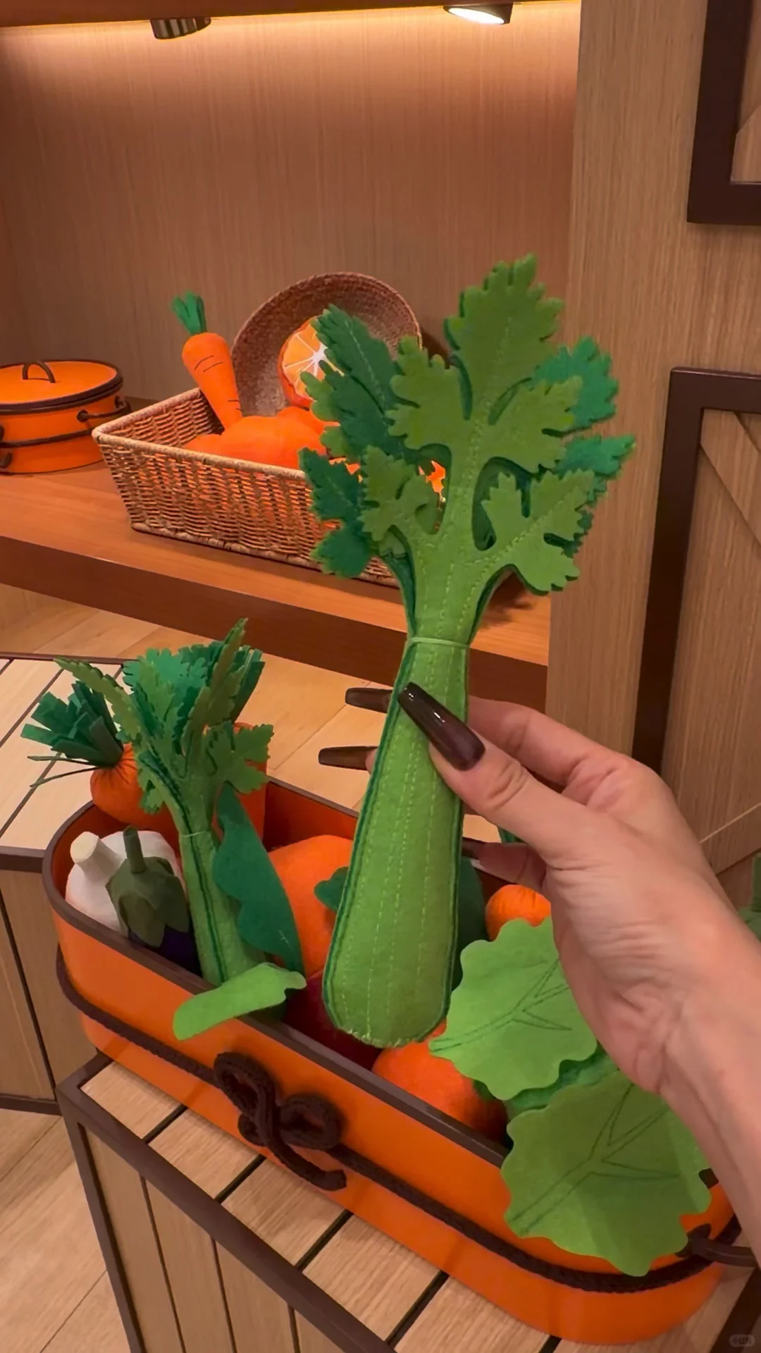 这件珠宝的“全亚洲首戴” 把我情绪值拉满了