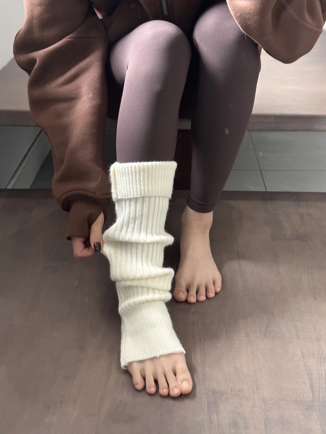 瑜伽裤➕袜套 运动打卡不动脑的穿搭方式！