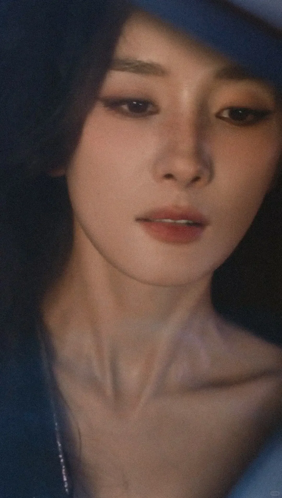 杨幂雀斑妆钻饰吊带裙❤️‍🔥！