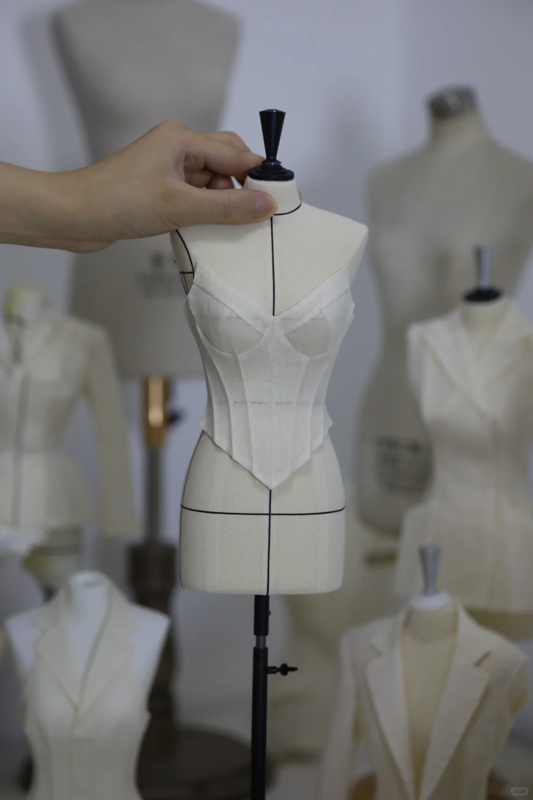 1/3迷你胸衣 立裁制作过程