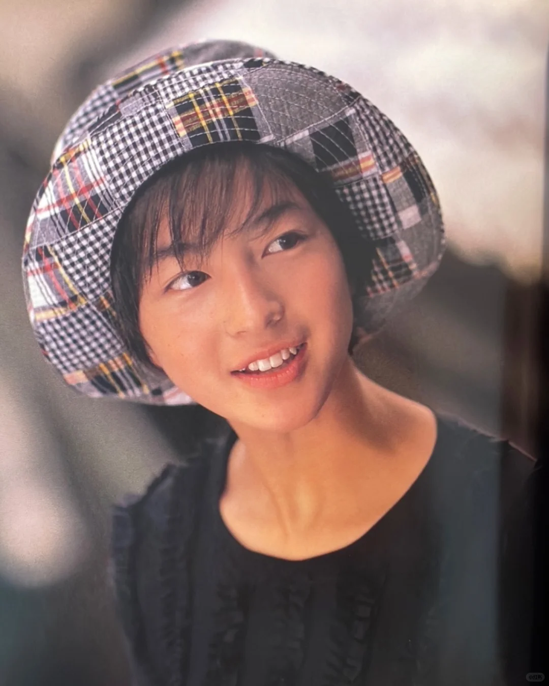 广末凉子第一部写真集 《H/R》（1996）