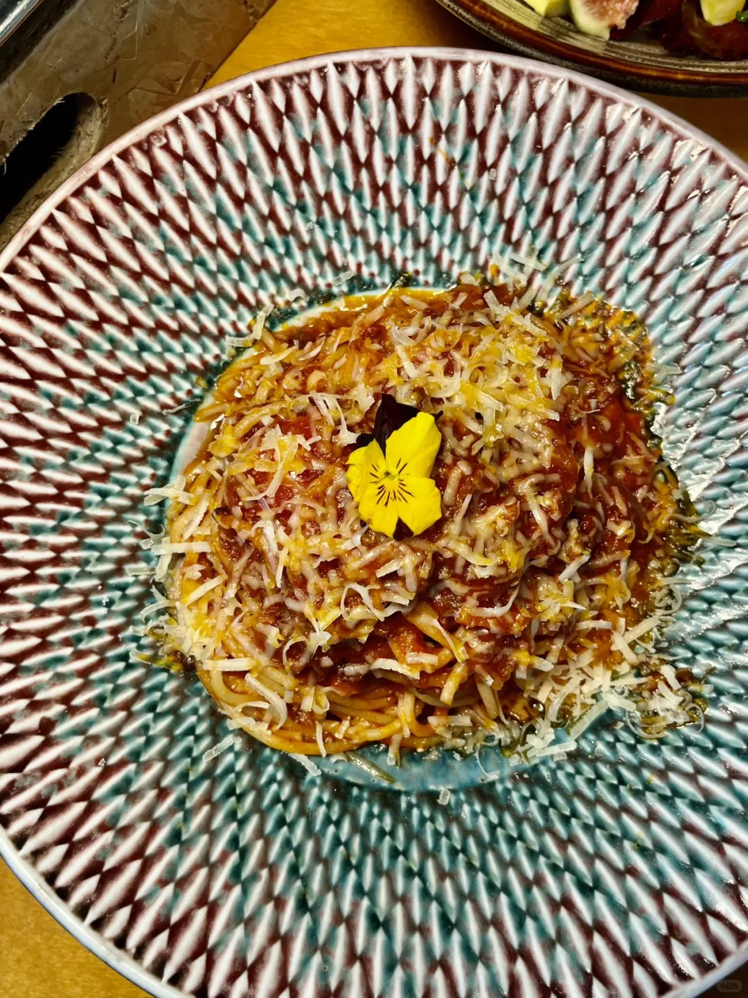 首钢园旁的美式炭火烧烤，温室里的冬日治愈