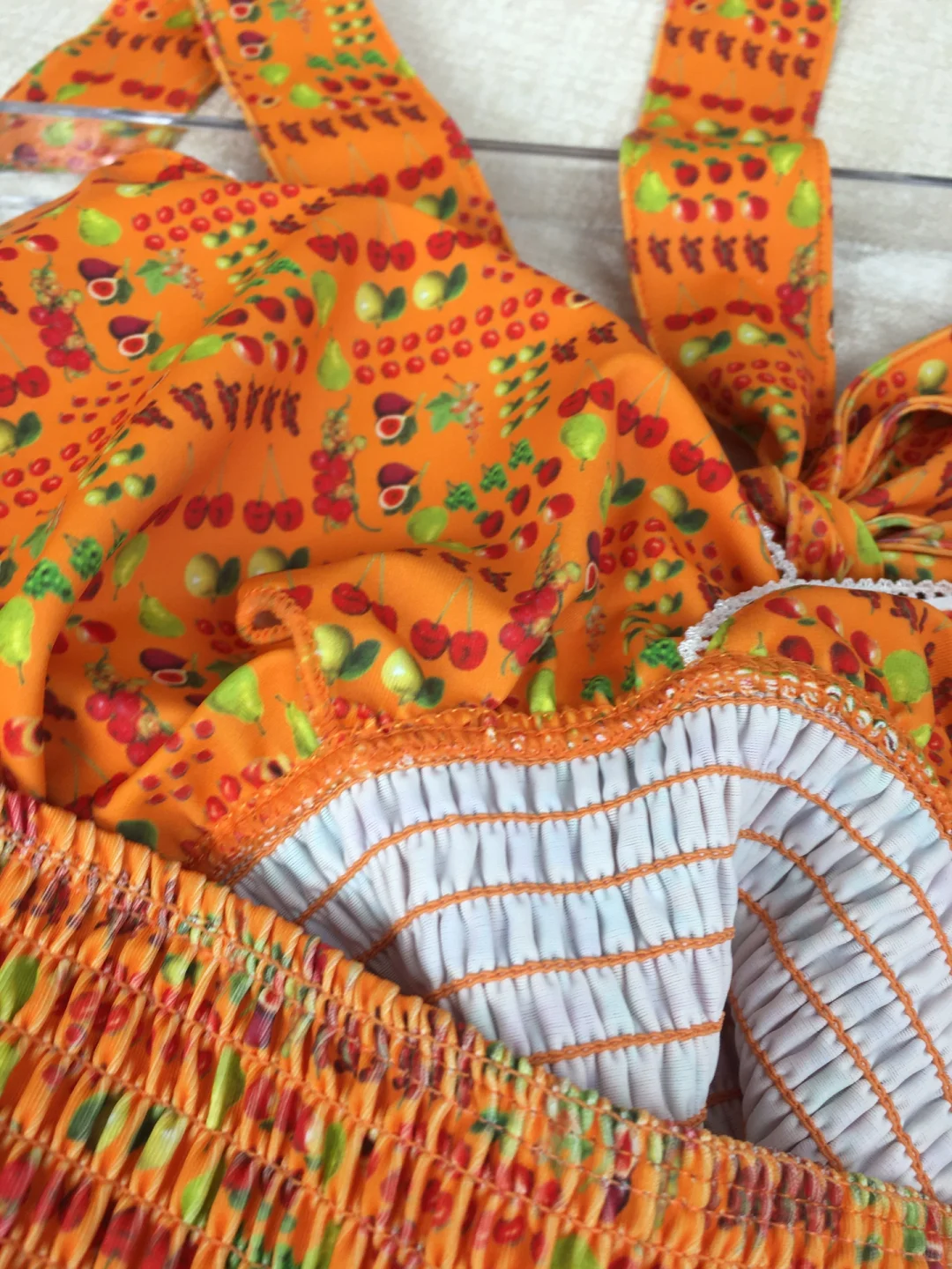 三亚OOTD🏖亮色泳衣和海边🌊真的很搭👍