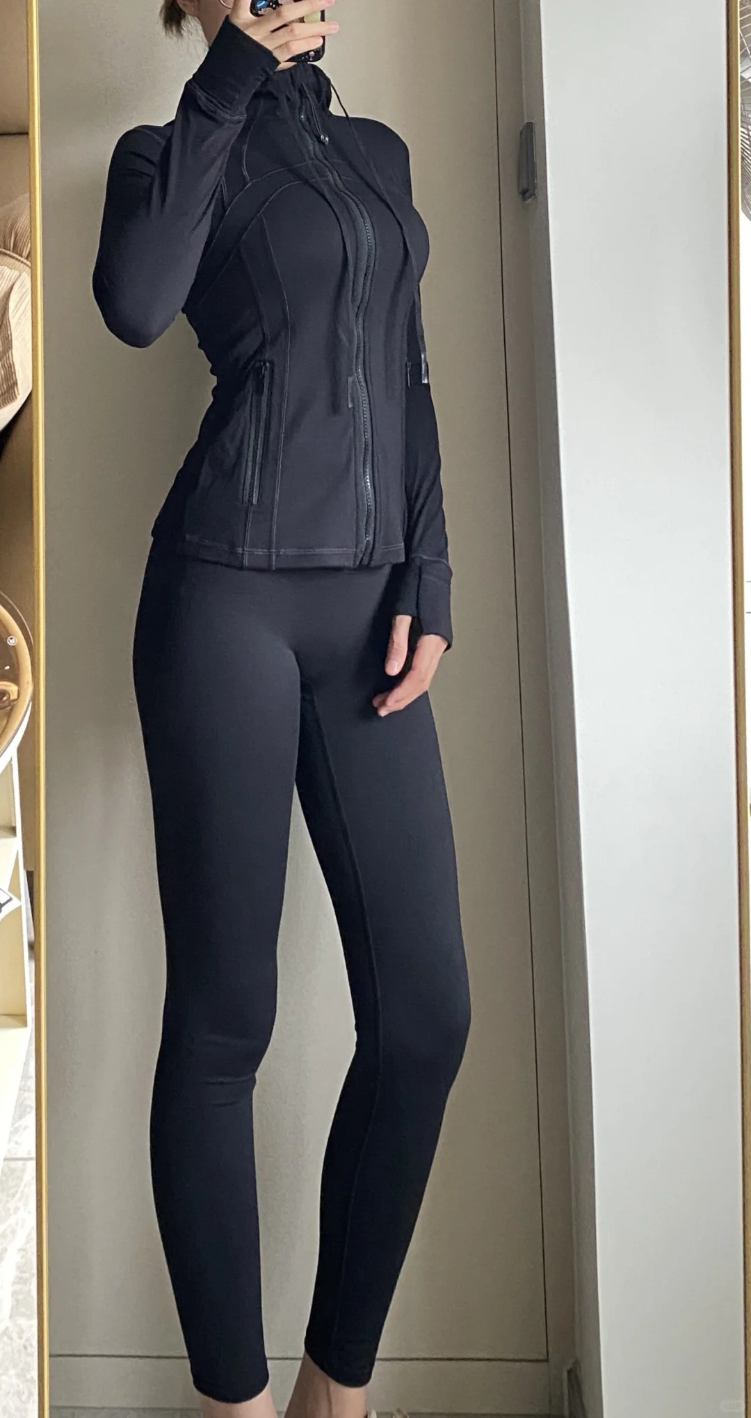 黑色瑜伽服，显瘦又高级～