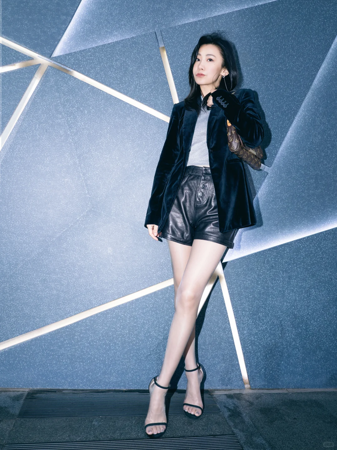 看姐姐如何狂赚的一天☺️