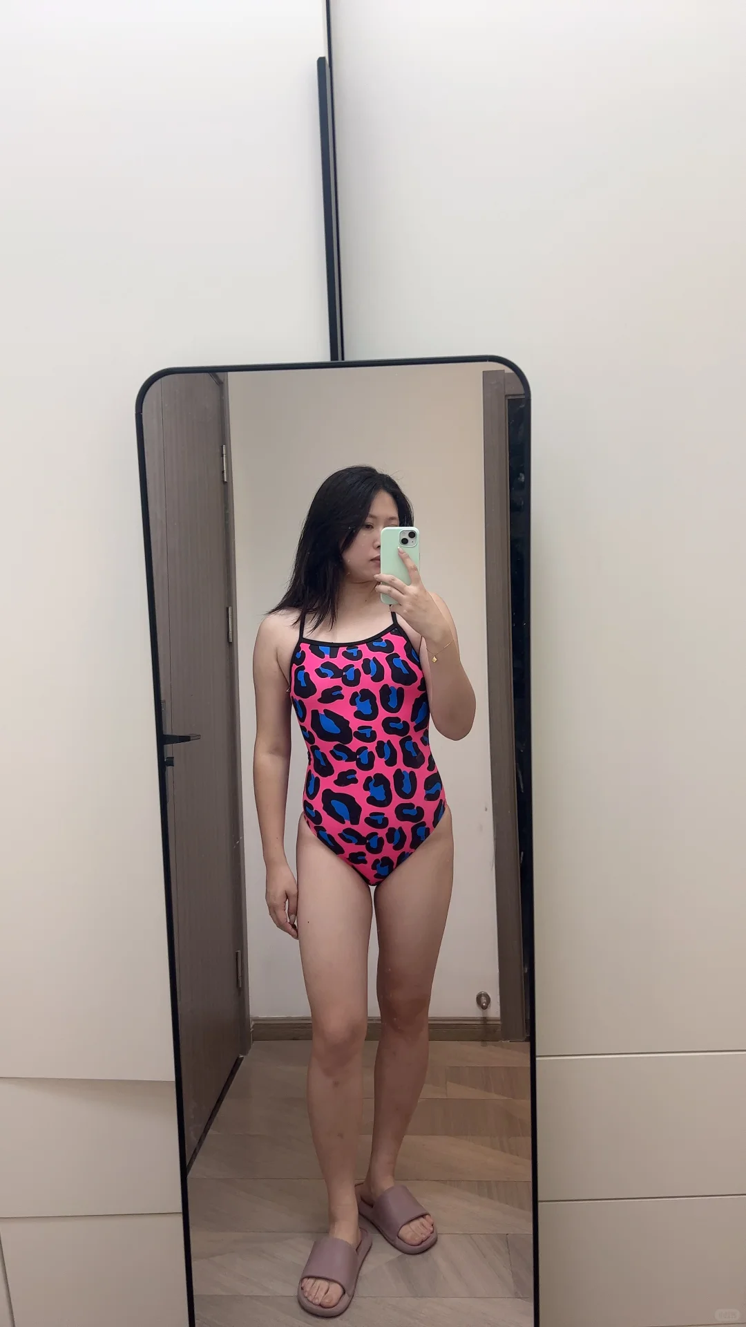 分享一下近期入的泳衣们