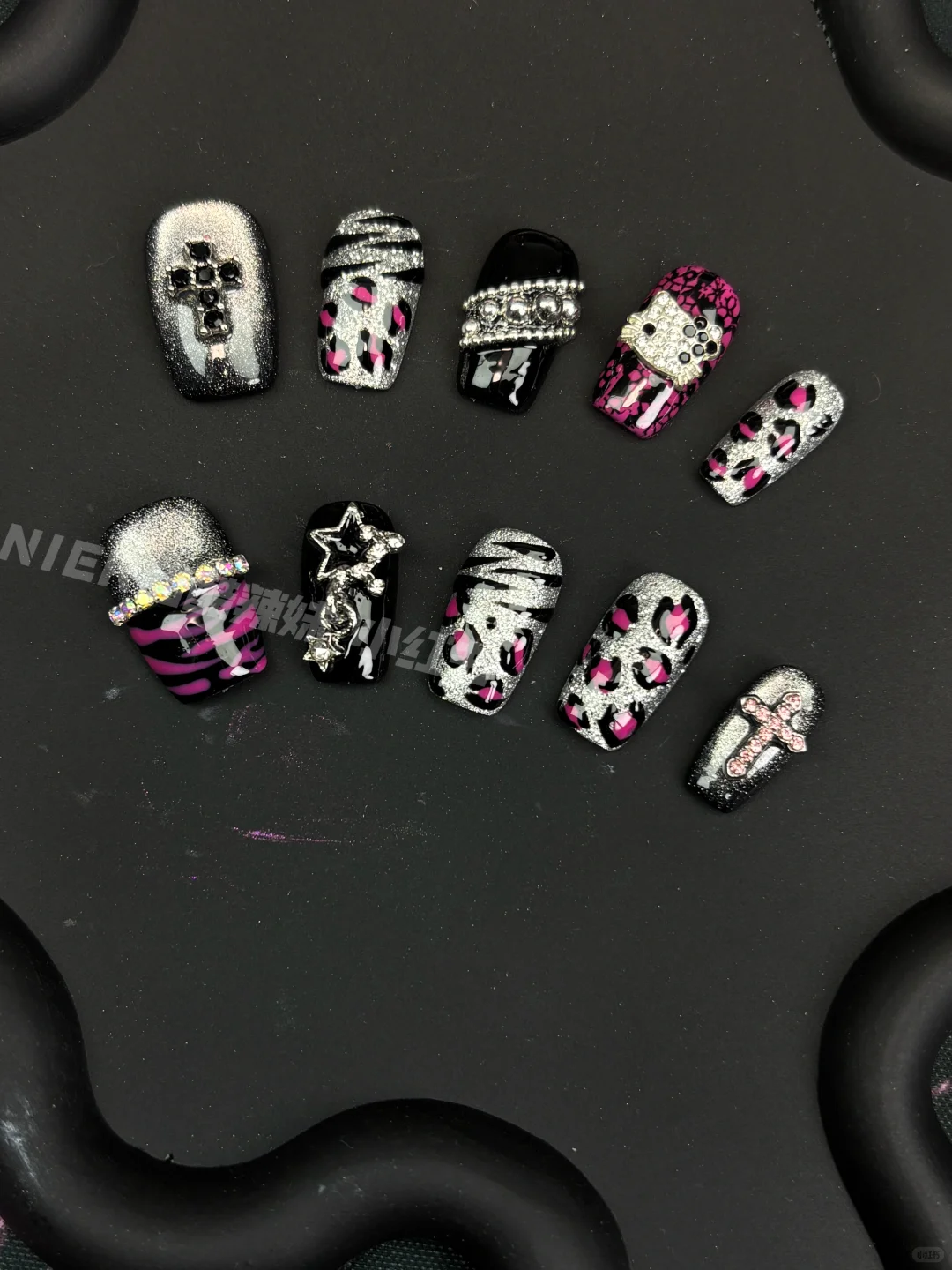 NIER甜酷辣妹新款短甲合集｜美甲分享