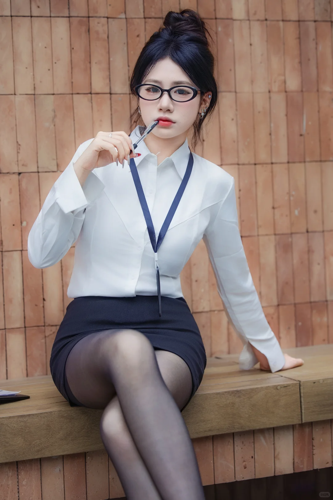 女领导让我给她拍照