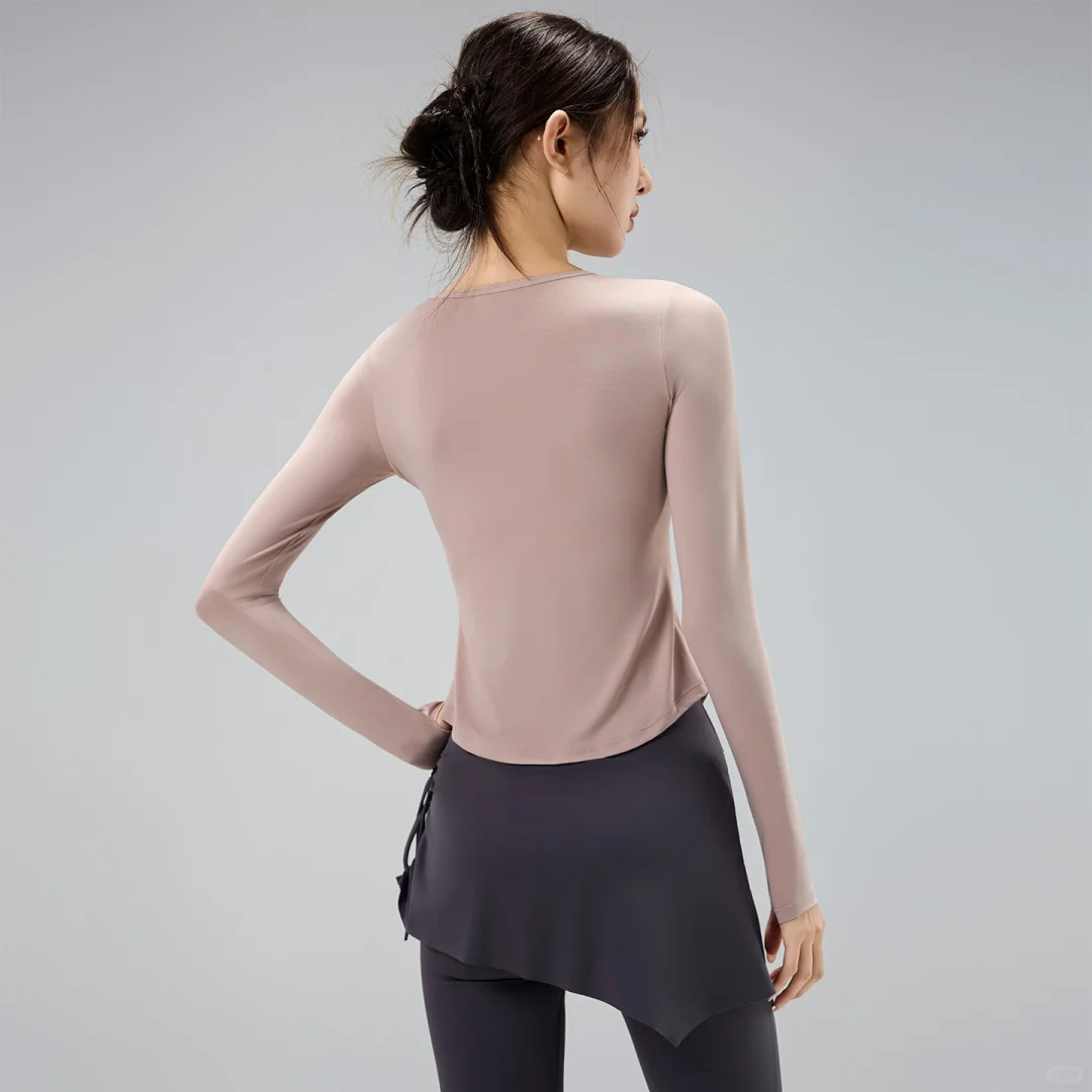 这件带胸垫瑜伽服也太好穿了吧！💕