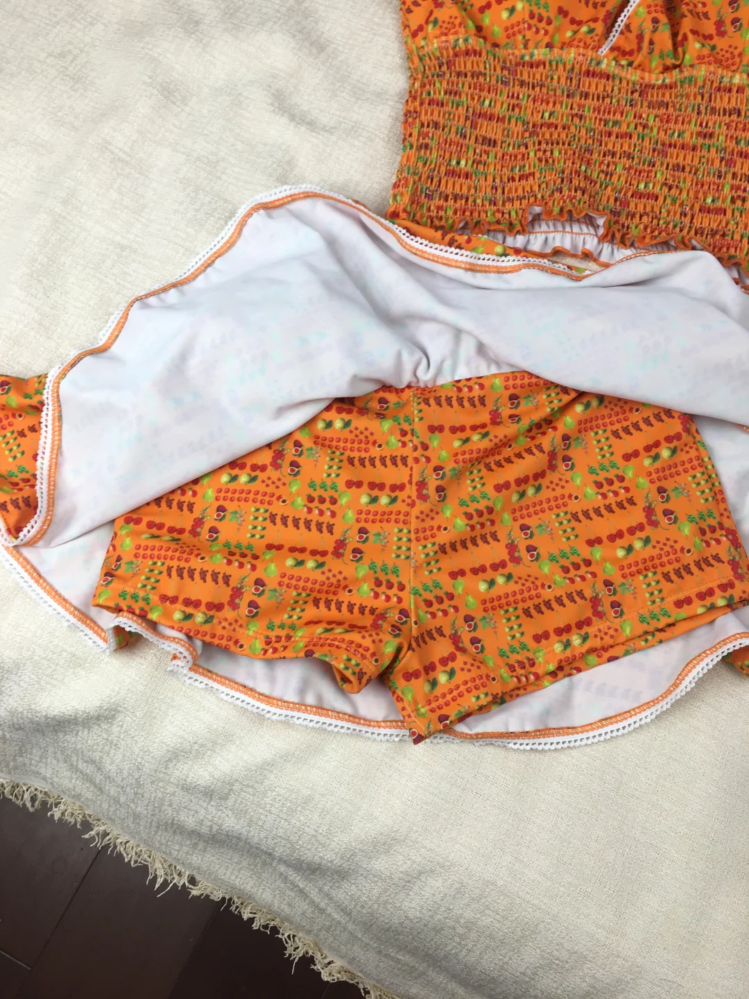 三亚OOTD🏖亮色泳衣和海边🌊真的很搭👍