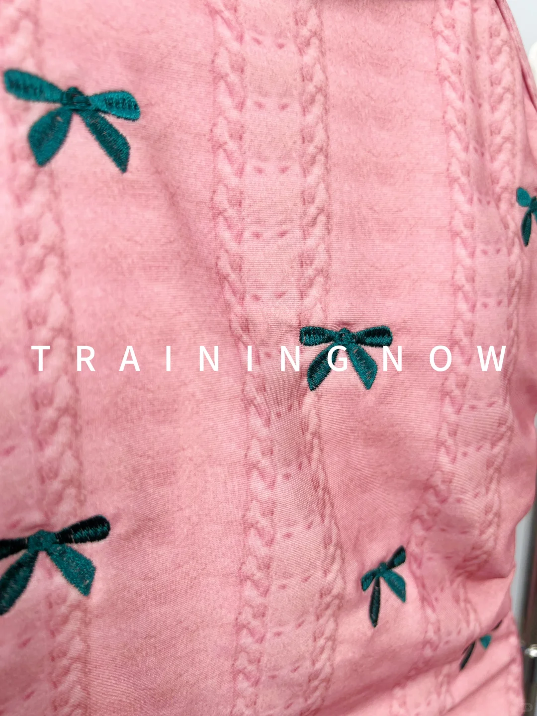 甜度超标的粉色竞速泳衣👙