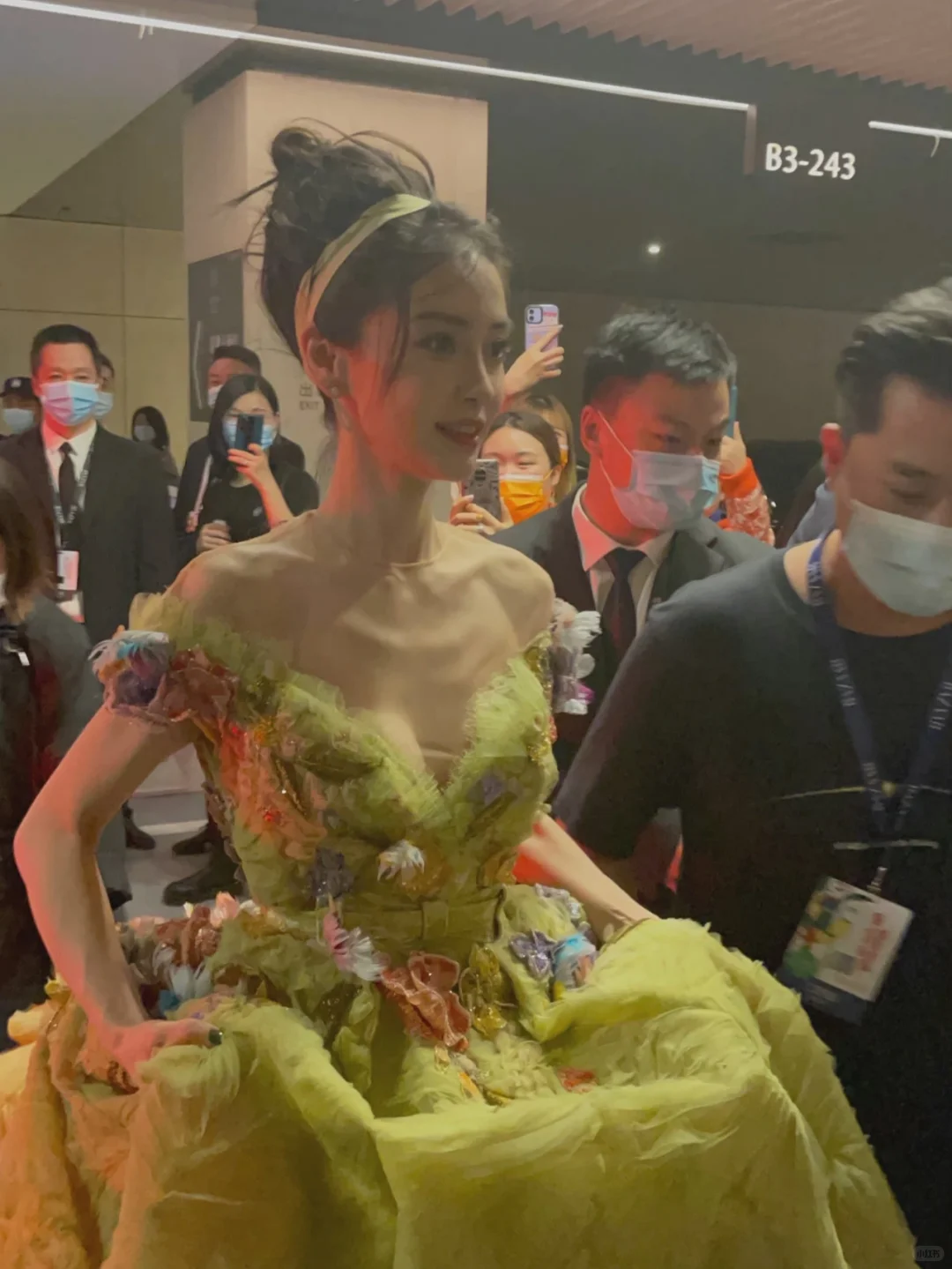 论美貌，这姐没得挑剔吧