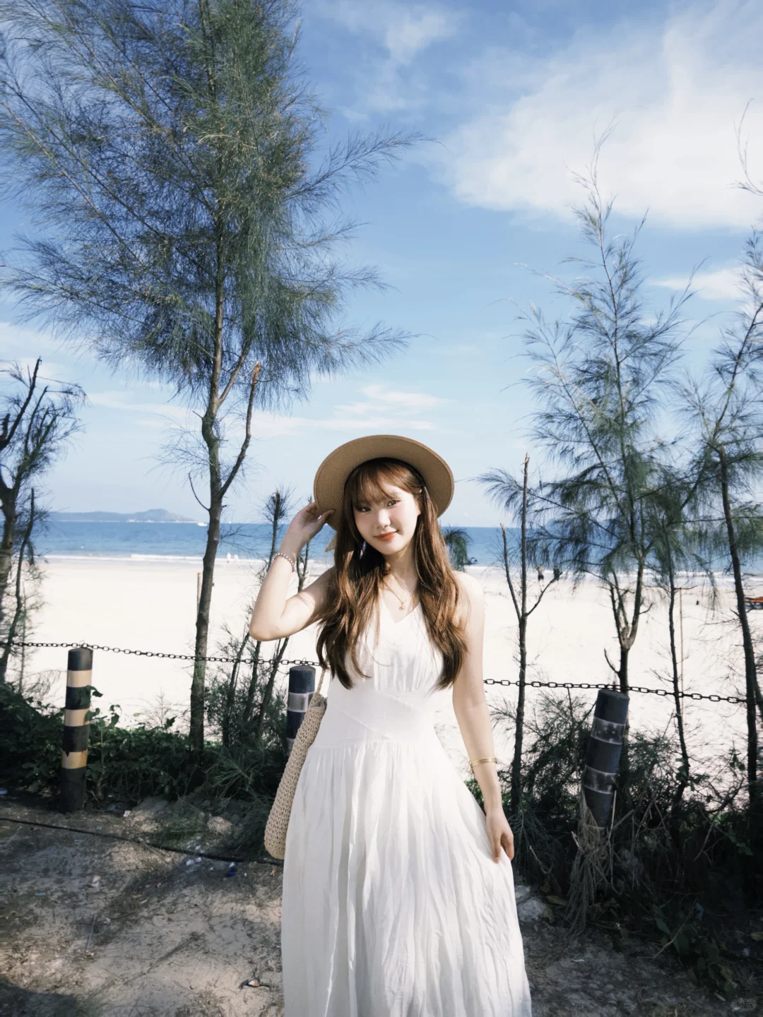 ˖°海岛日记𓇼白裙子和海边太搭啦⋆🐚🫧