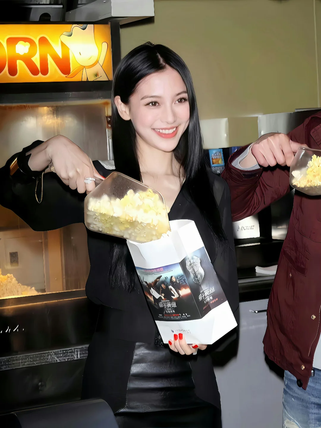 早期ab简直混血芭比野生建模脸天花板!