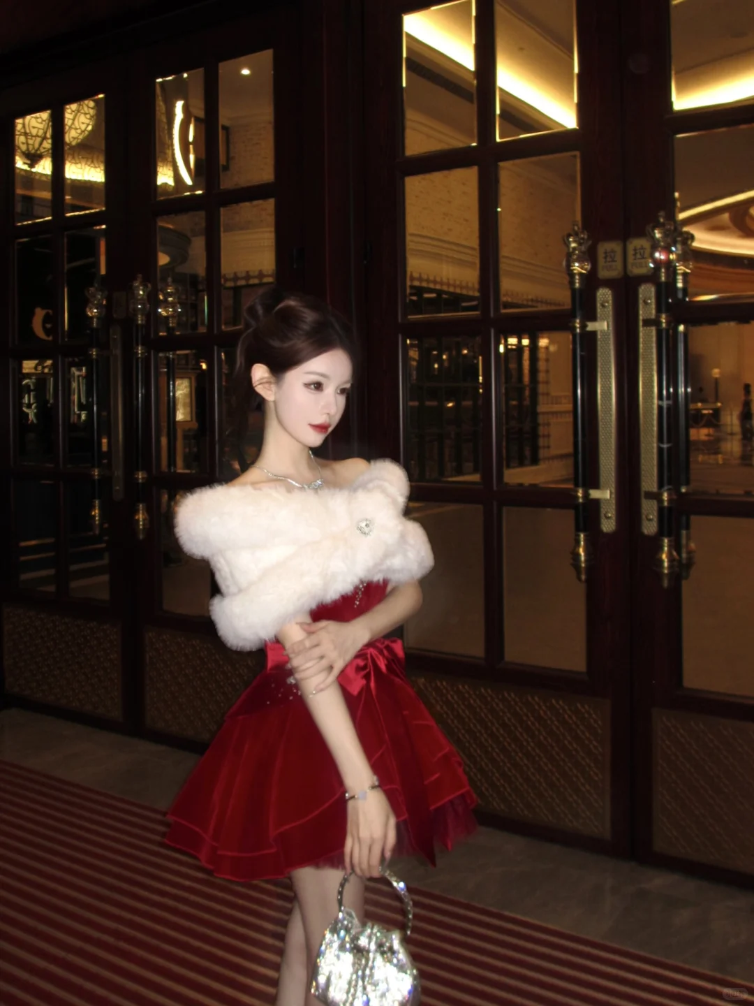 𝓒𝓪𝓽𝔂𝓮𝓪𝓻𝓼 一年一度圣诞限定🎄✨🥀