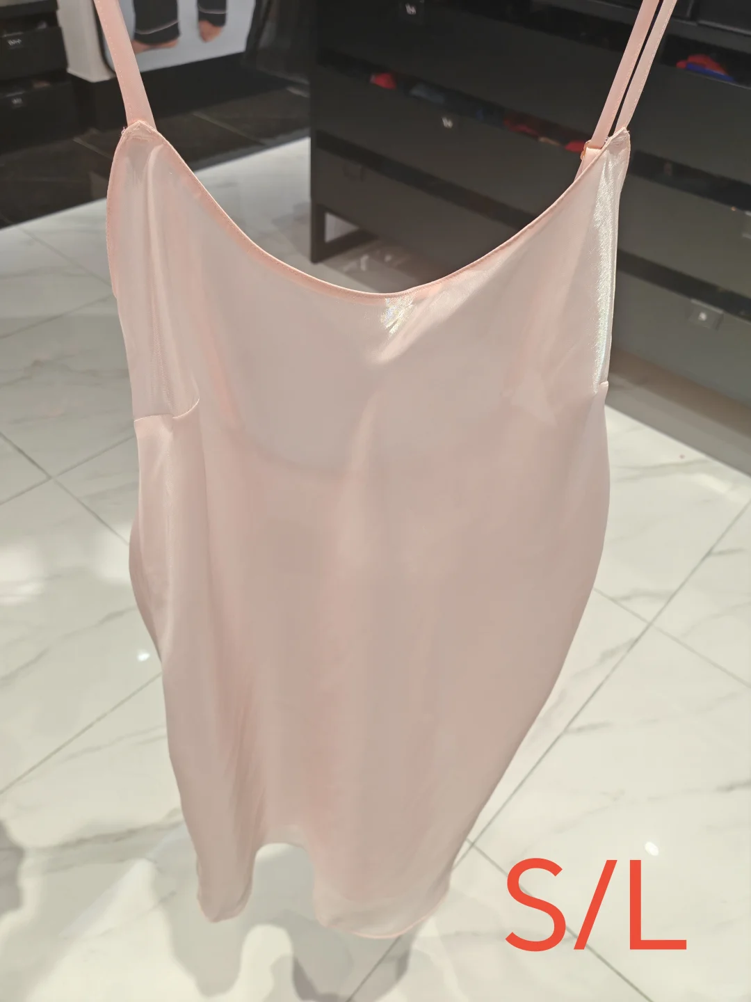 维密活动进行中，2件216🉐