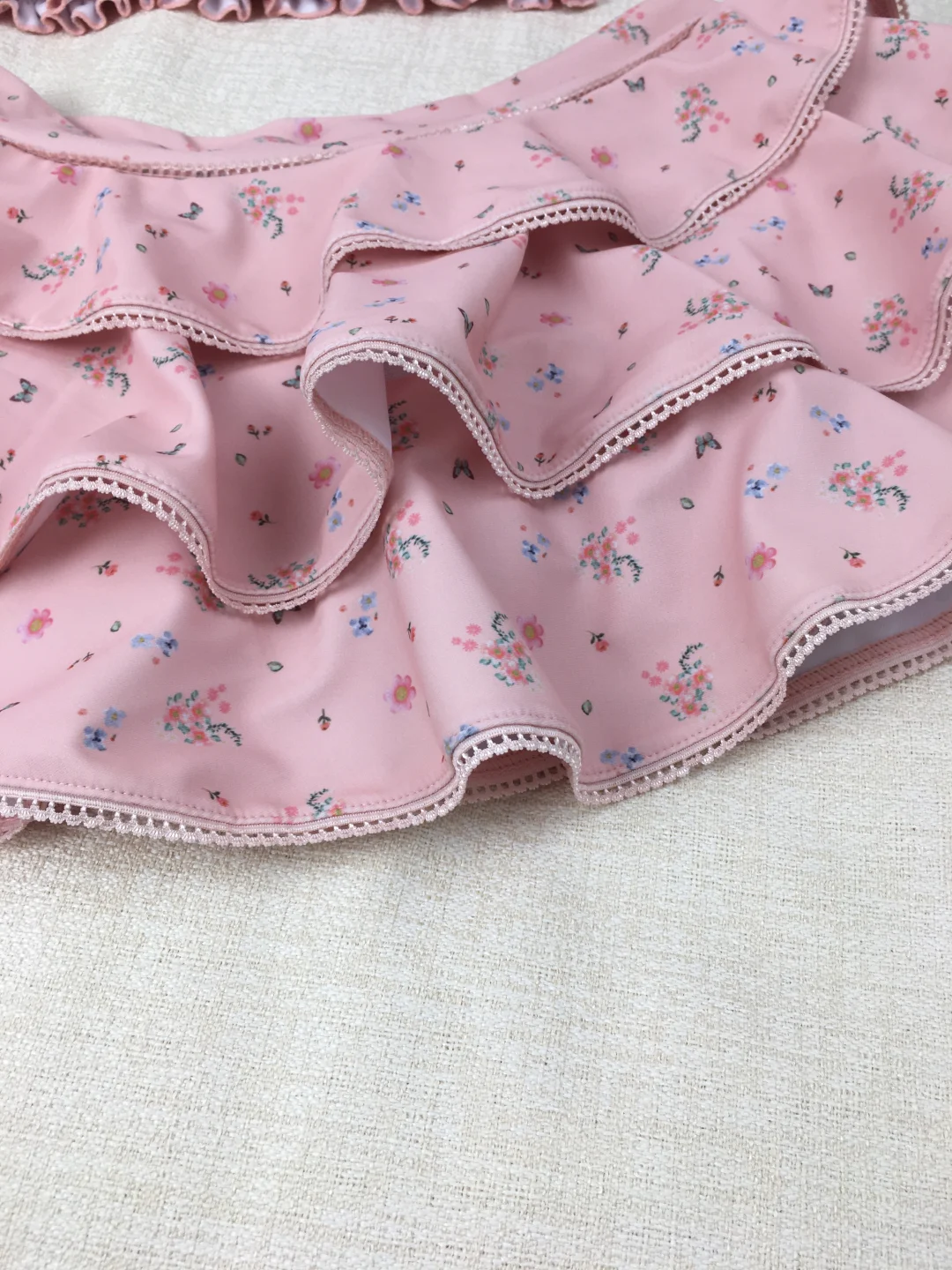 甜妹私汤OOTD♨️这套分体泳衣美到没有上限🌸