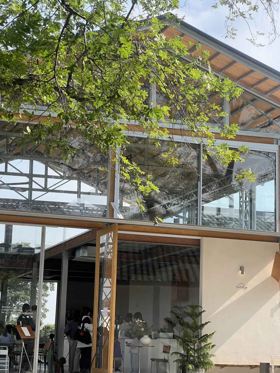 39岁还是爱穿漂亮的裙子高跟鞋