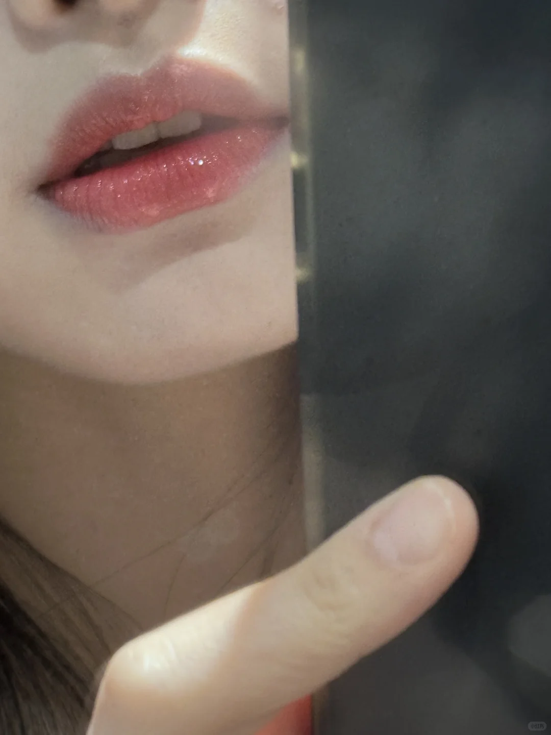 迪奥的圣诞限定 你有点太美了...娇艳欲滴