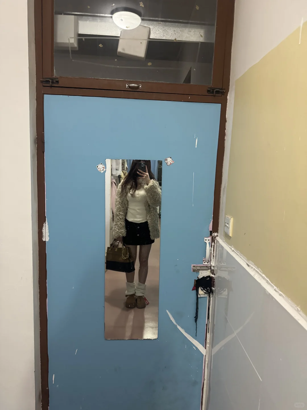 姊妹们儿 舍友给俺搭配的 如何