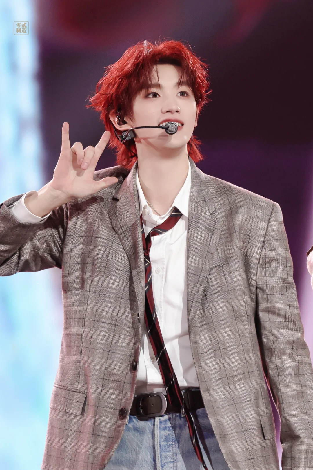 11.22｜鑫鑫六周年演唱会壁纸（上）