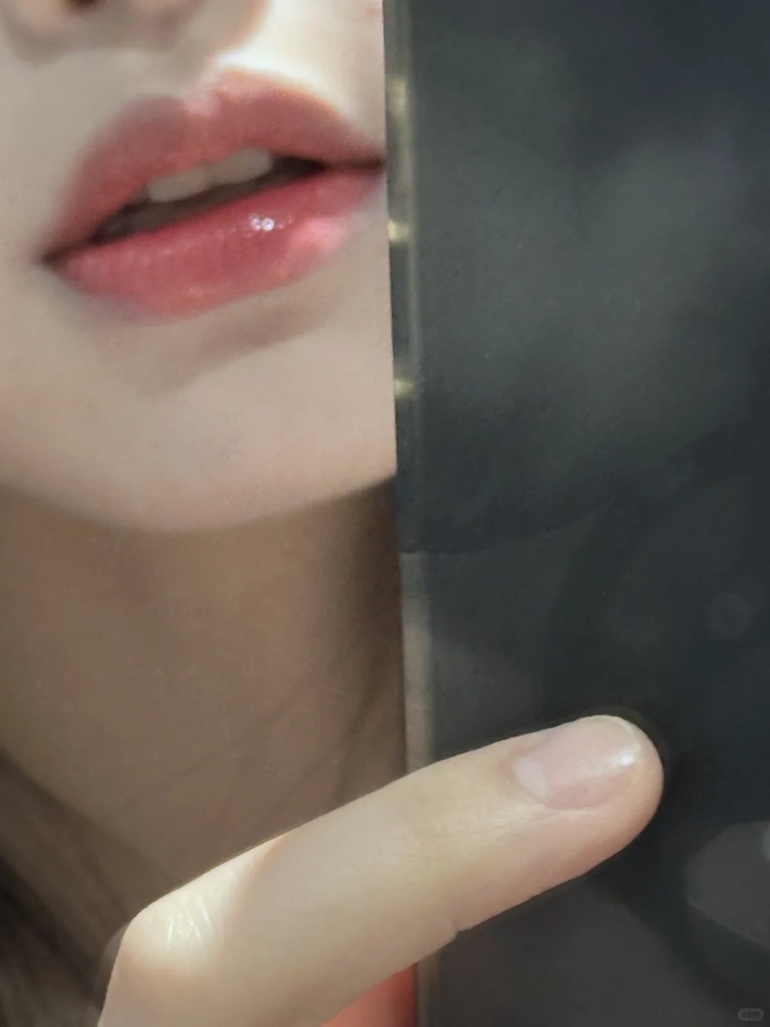 迪奥的圣诞限定 你有点太美了...娇艳欲滴