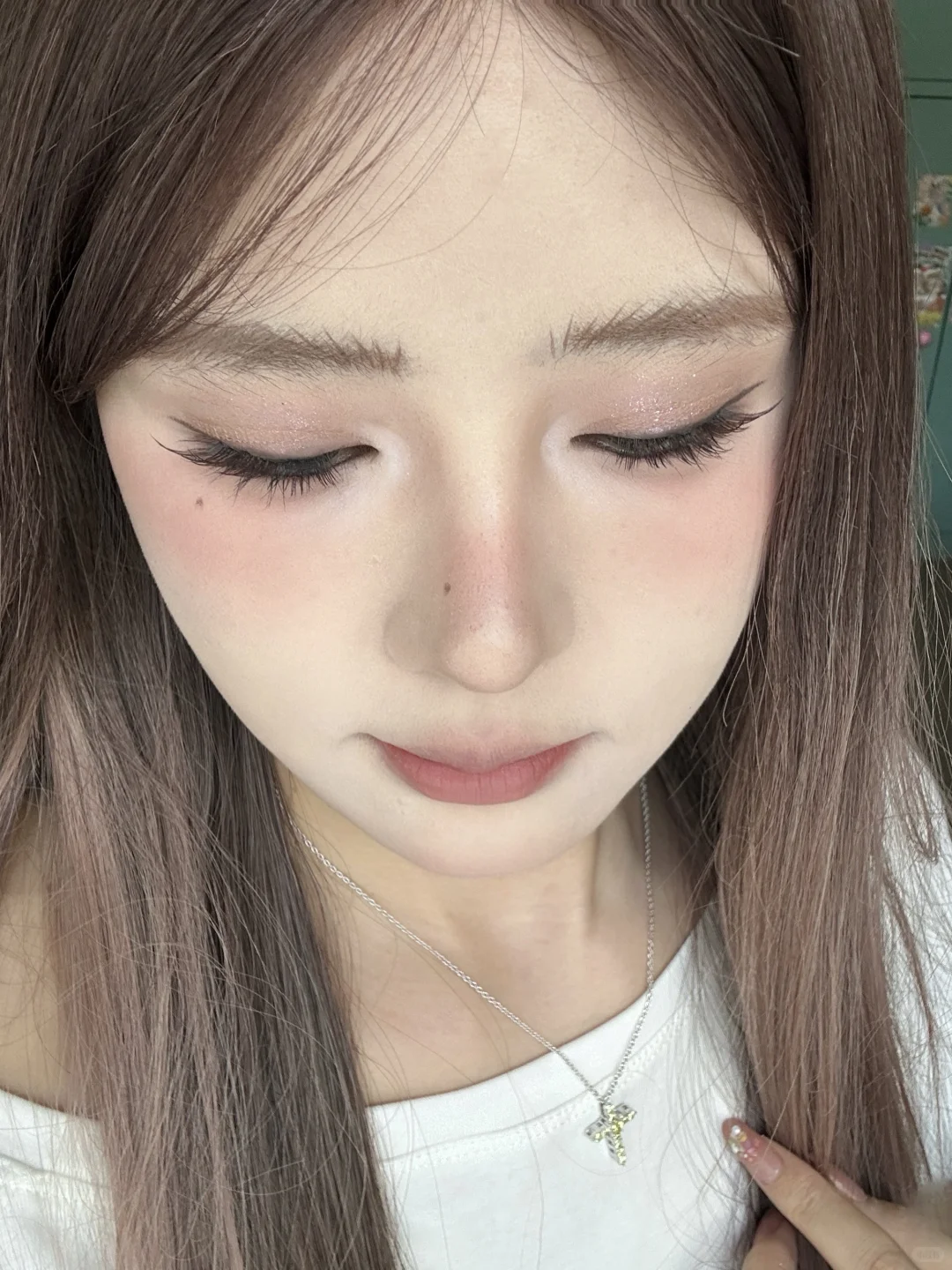 今天的眼睫毛看起来媚媚嘟～