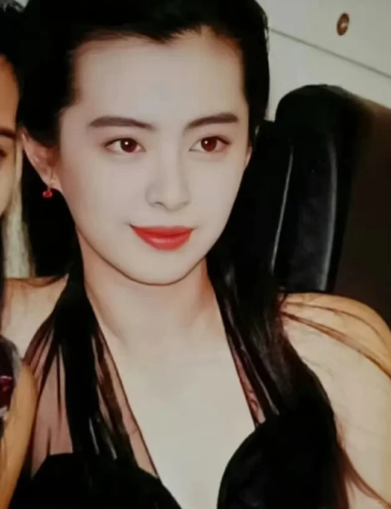 看一眼就不会再忘记的王祖贤