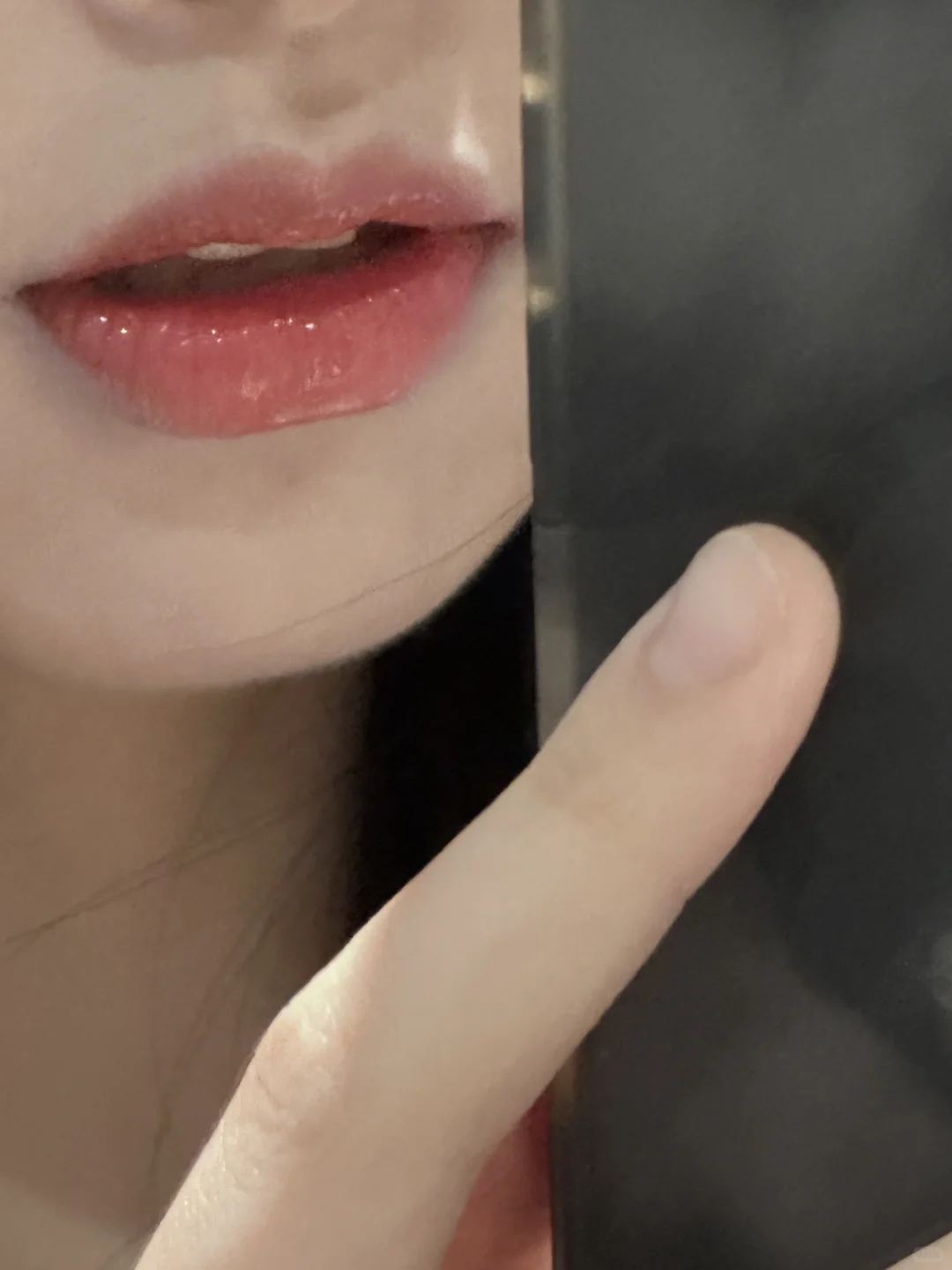 迪奥的圣诞限定 你有点太美了...娇艳欲滴