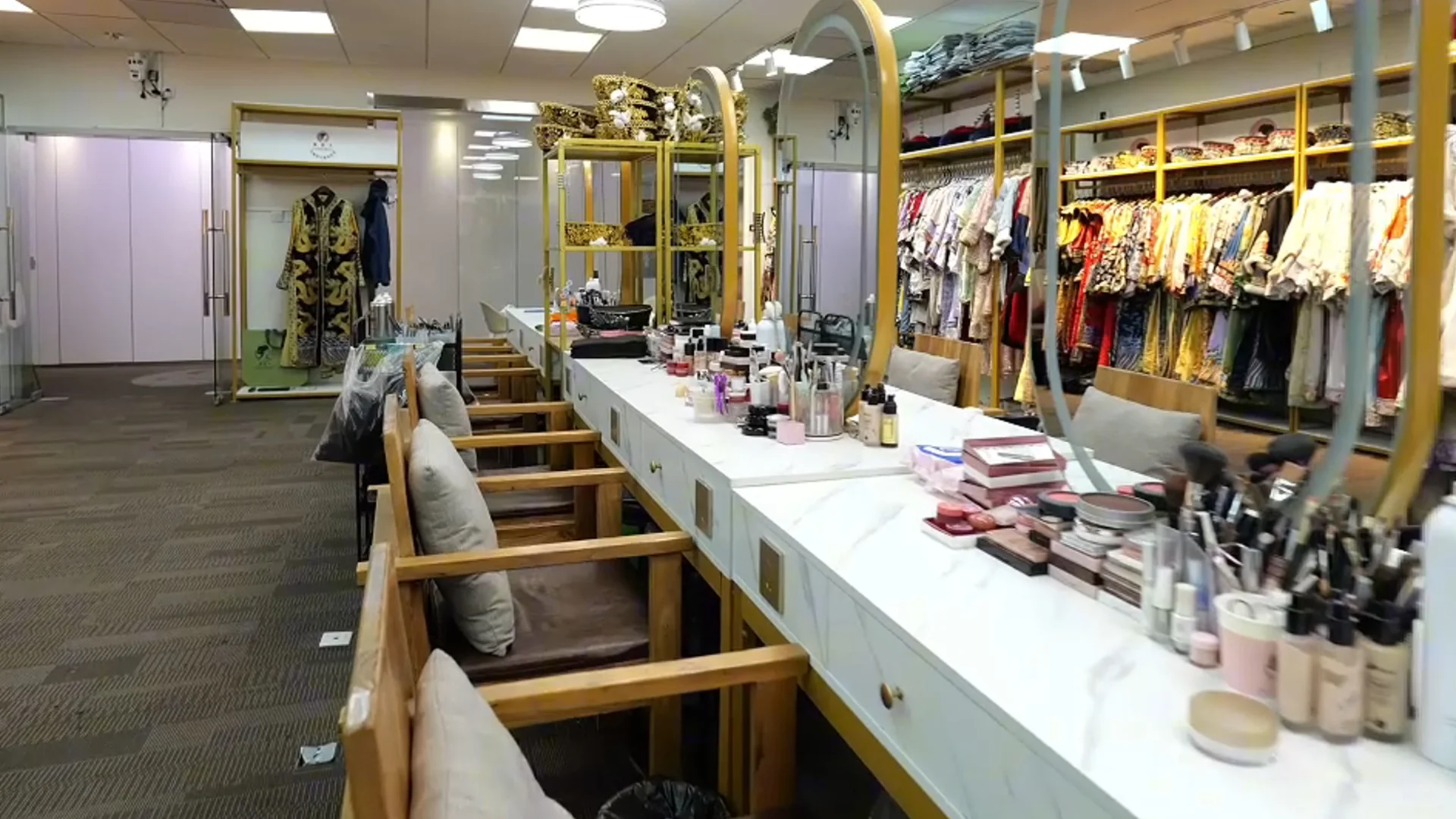 穿越回紫禁城，做一日京城格格！