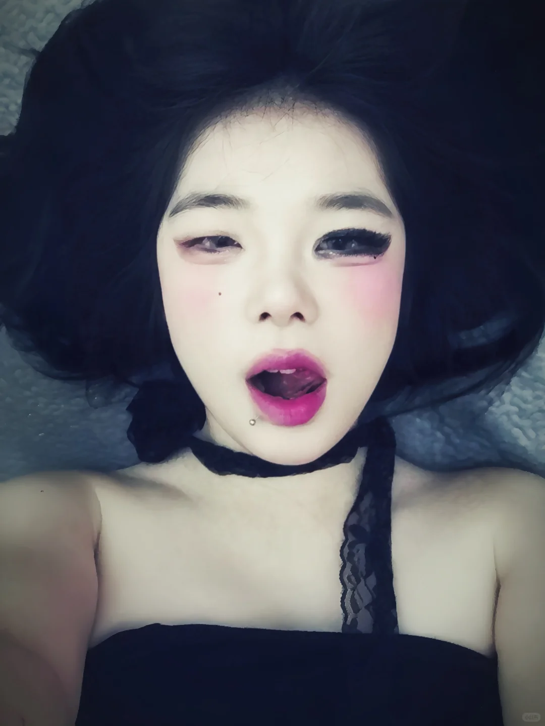 谁来懂一下这个半面妆