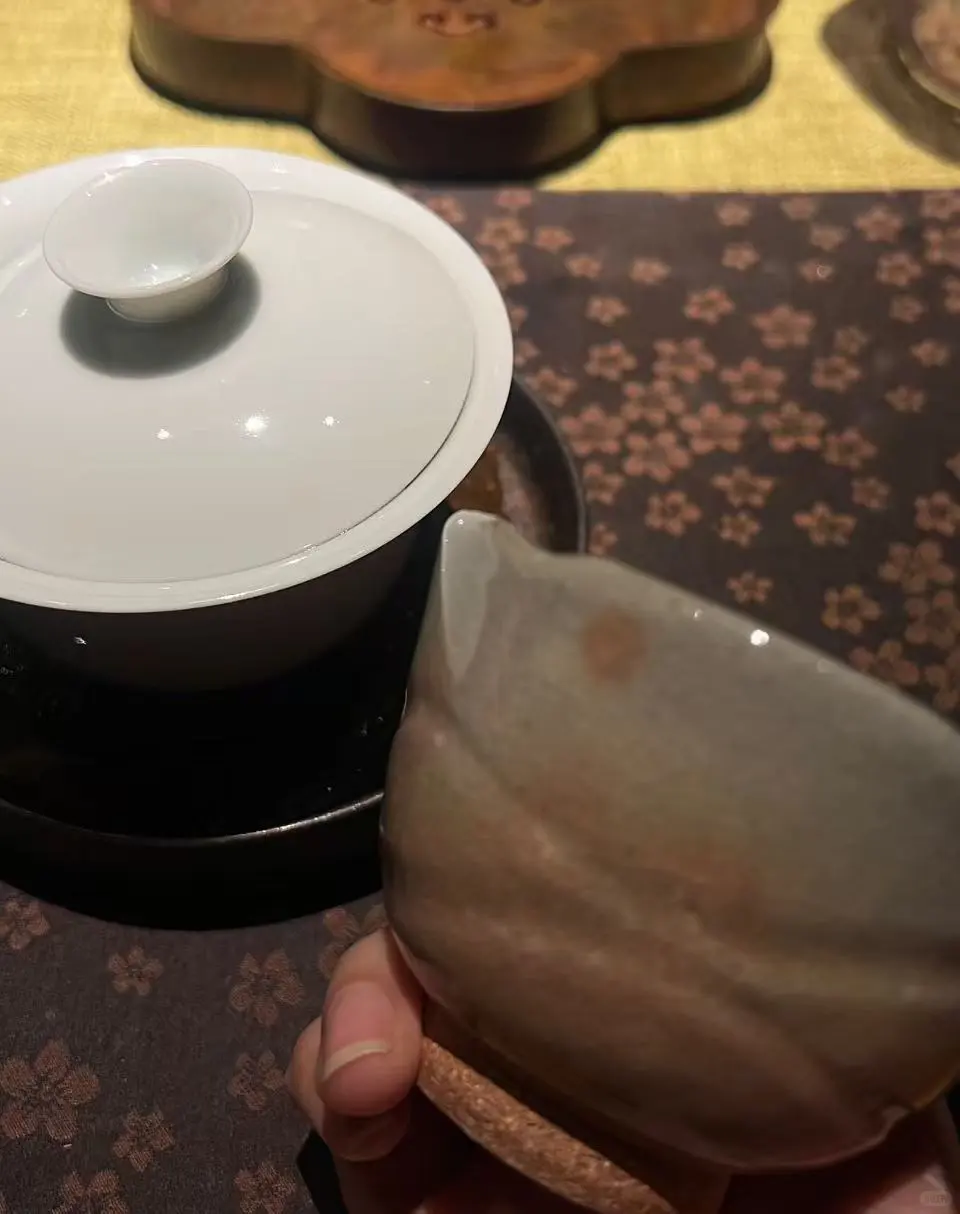 好像真的找到了我的茶杯！