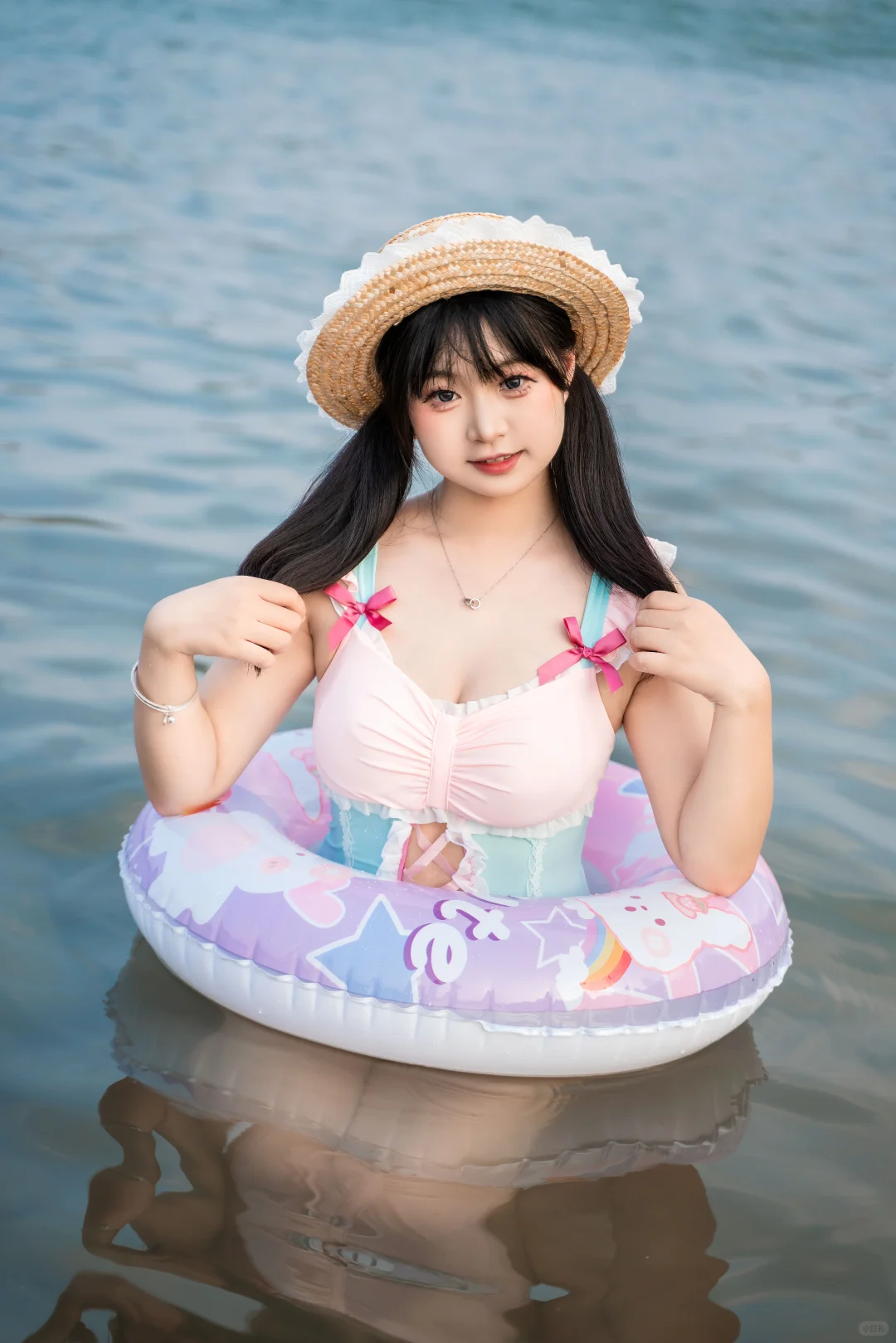 因为没请摄影吃小酥肉被拉去拍泳装