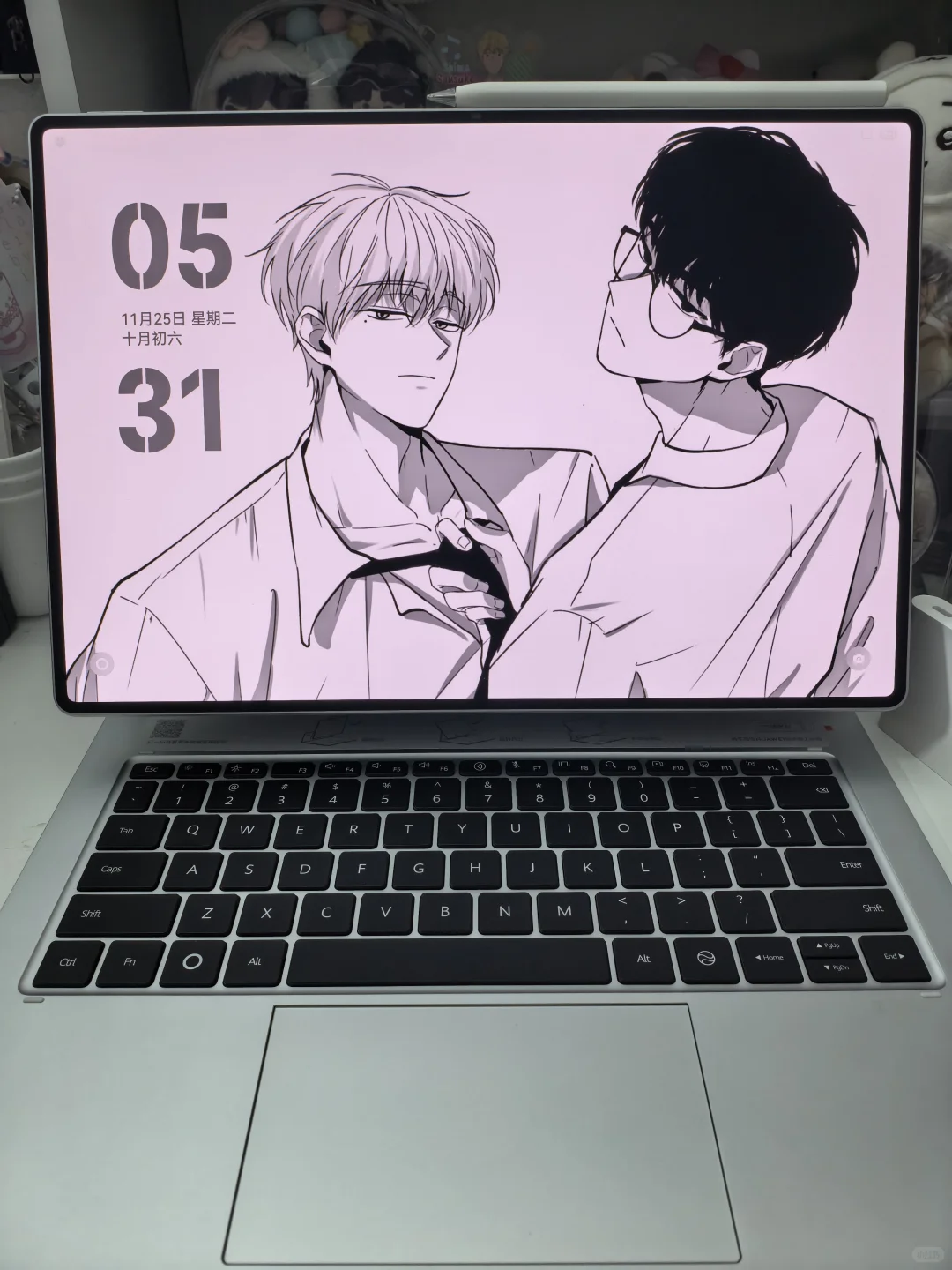 二合一平板电脑拿下了！求壁纸！