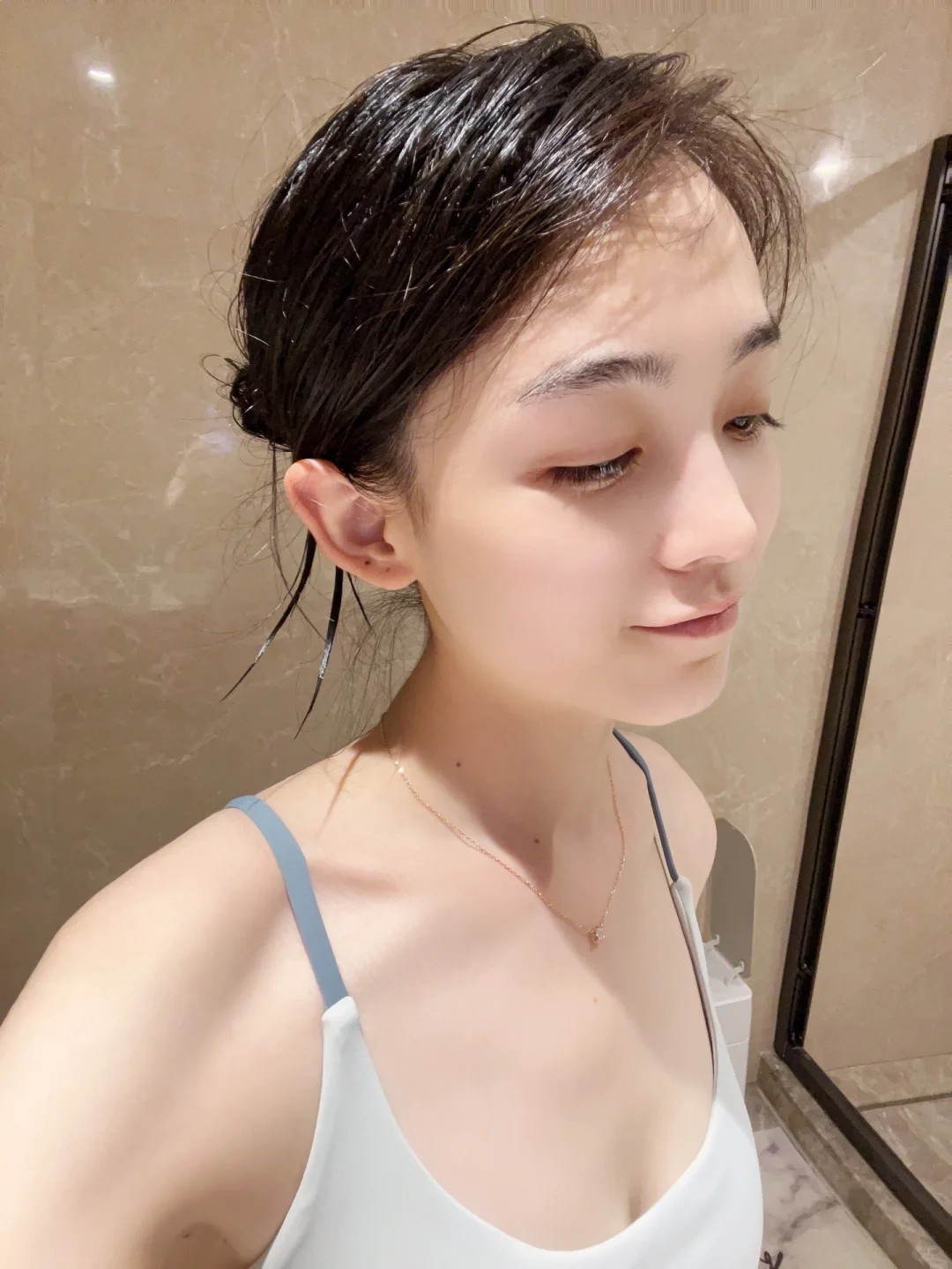 少妇30岁！皮肤好到💥