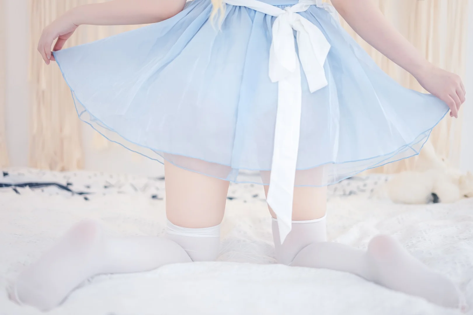 白丝的绝对领域，无与伦比~