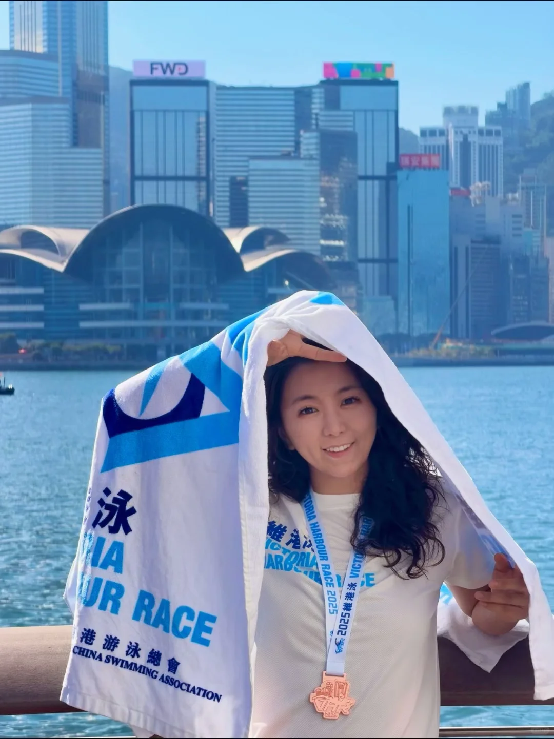 逆流而上的2025维港泳