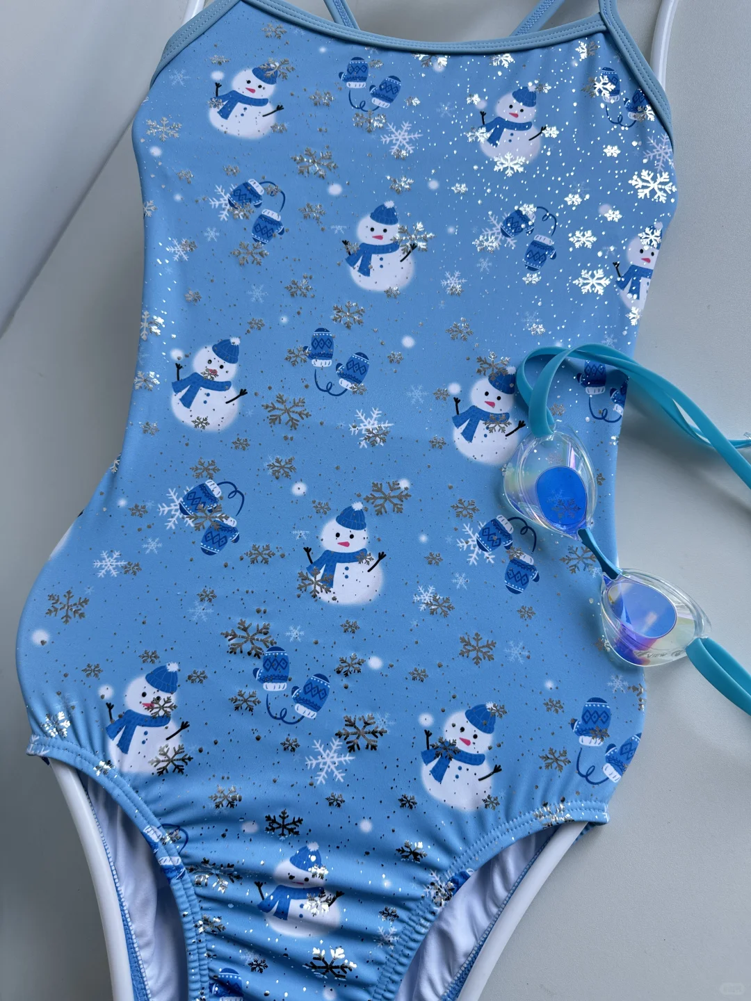 又到了穿小雪人泳衣的季节❄️