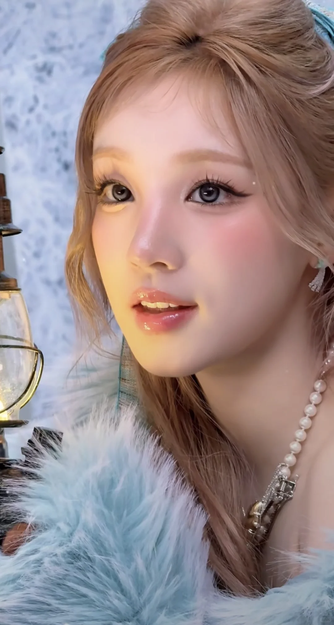 冰雪公主头雨琦的壁纸太美了！超适合冬天