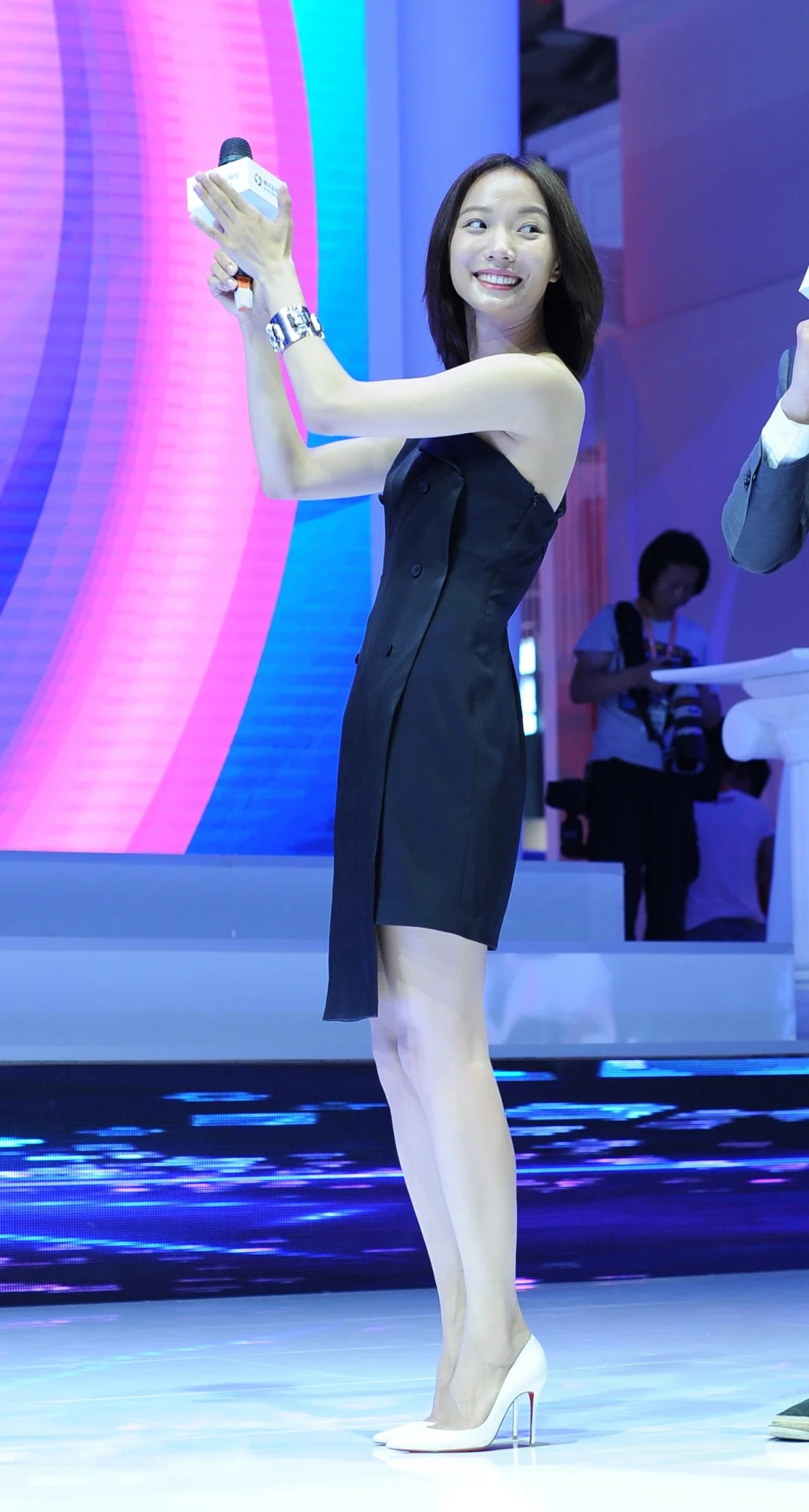 100个女神名场面-王珞丹-11