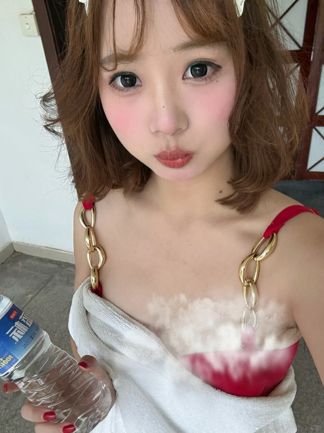 给老婆们推荐一款超级显白的泳衣！！