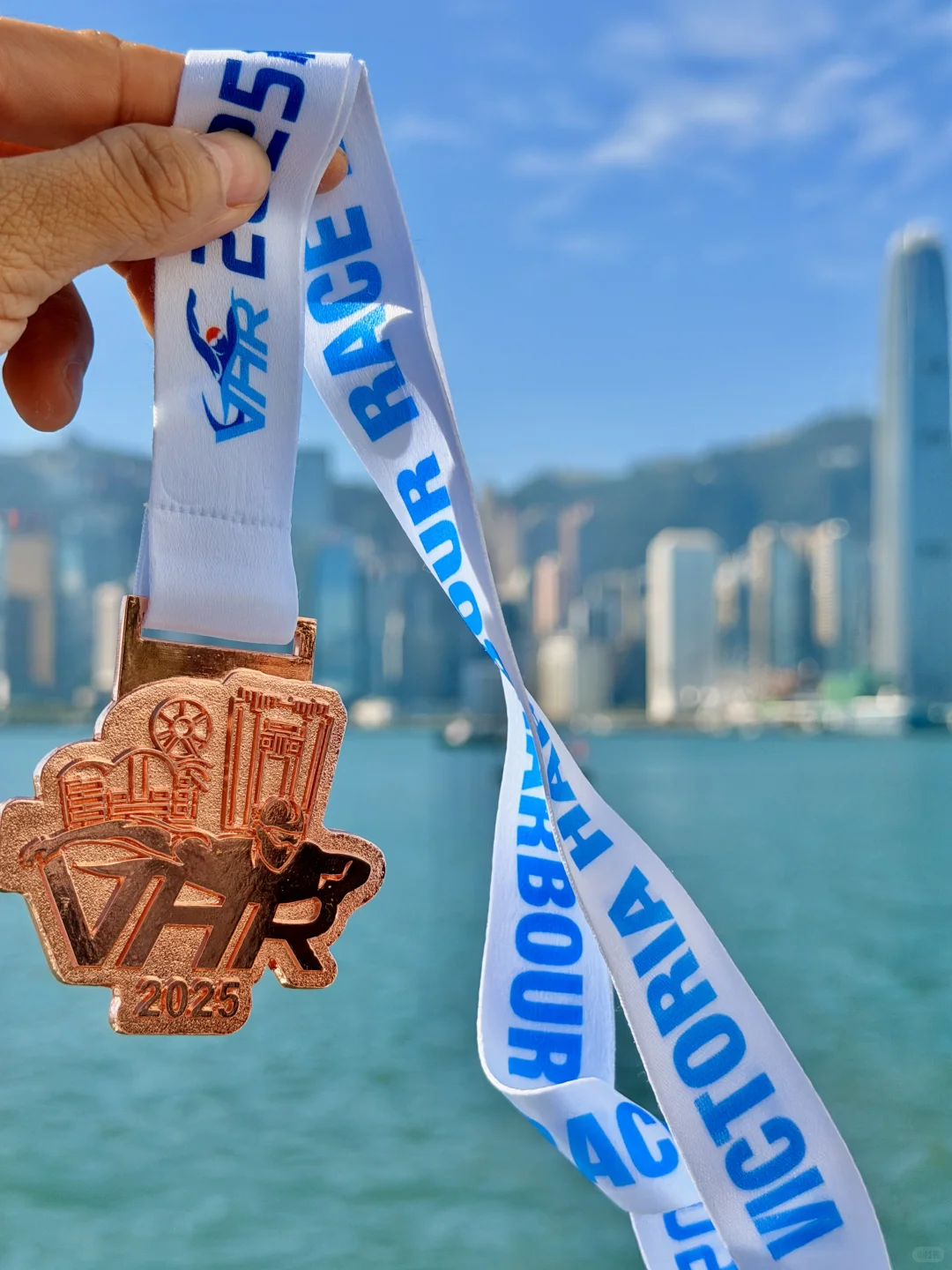 逆流而上的2025维港泳