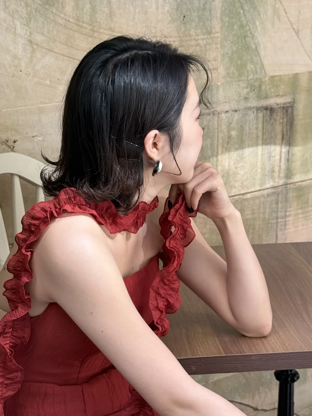 很气质的一张脸