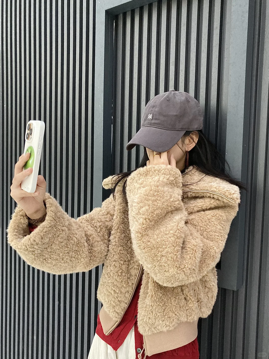 到底是谁在穿skk 家这件毛毛外套！！