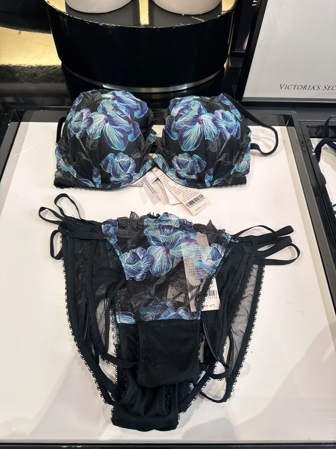 新品文胸套装👙不止亿点好看✨