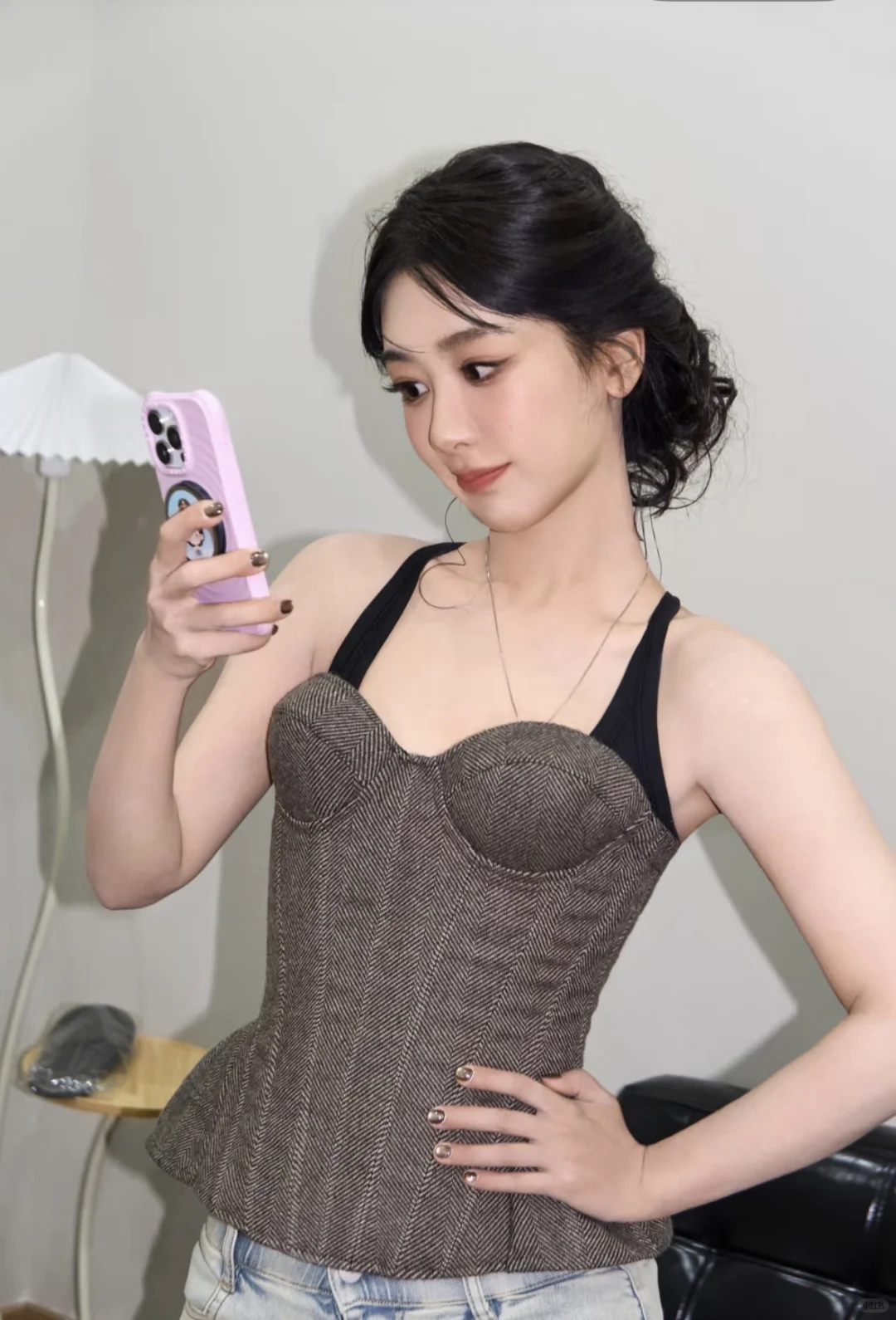 杨紫｜11.21贵气松弛感！