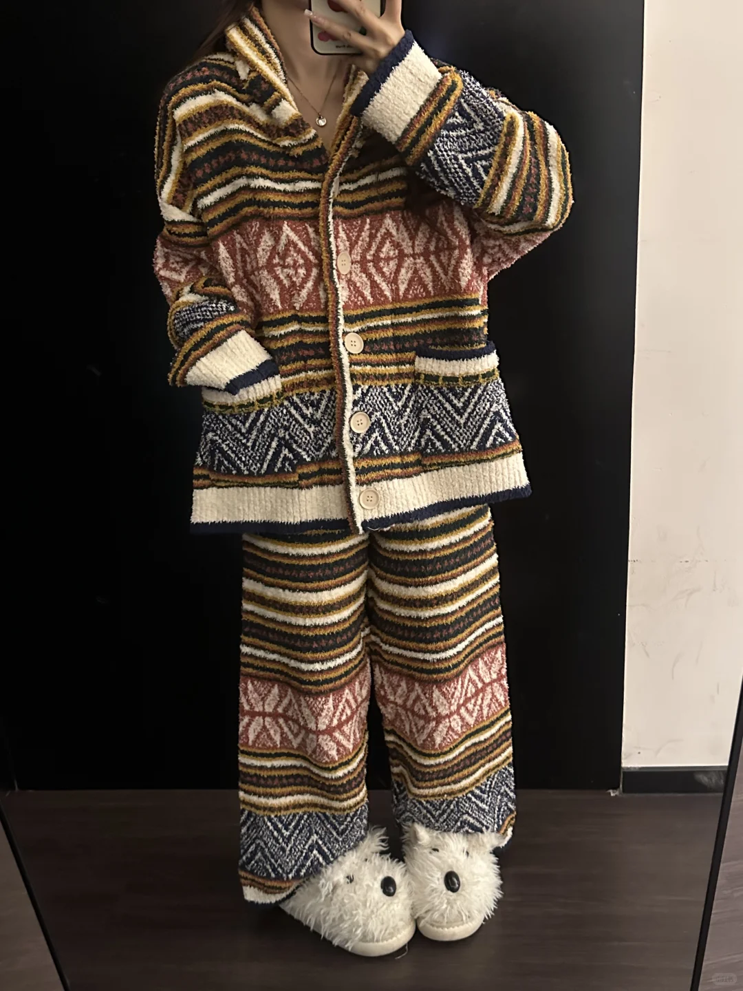 好有复古感的睡衣