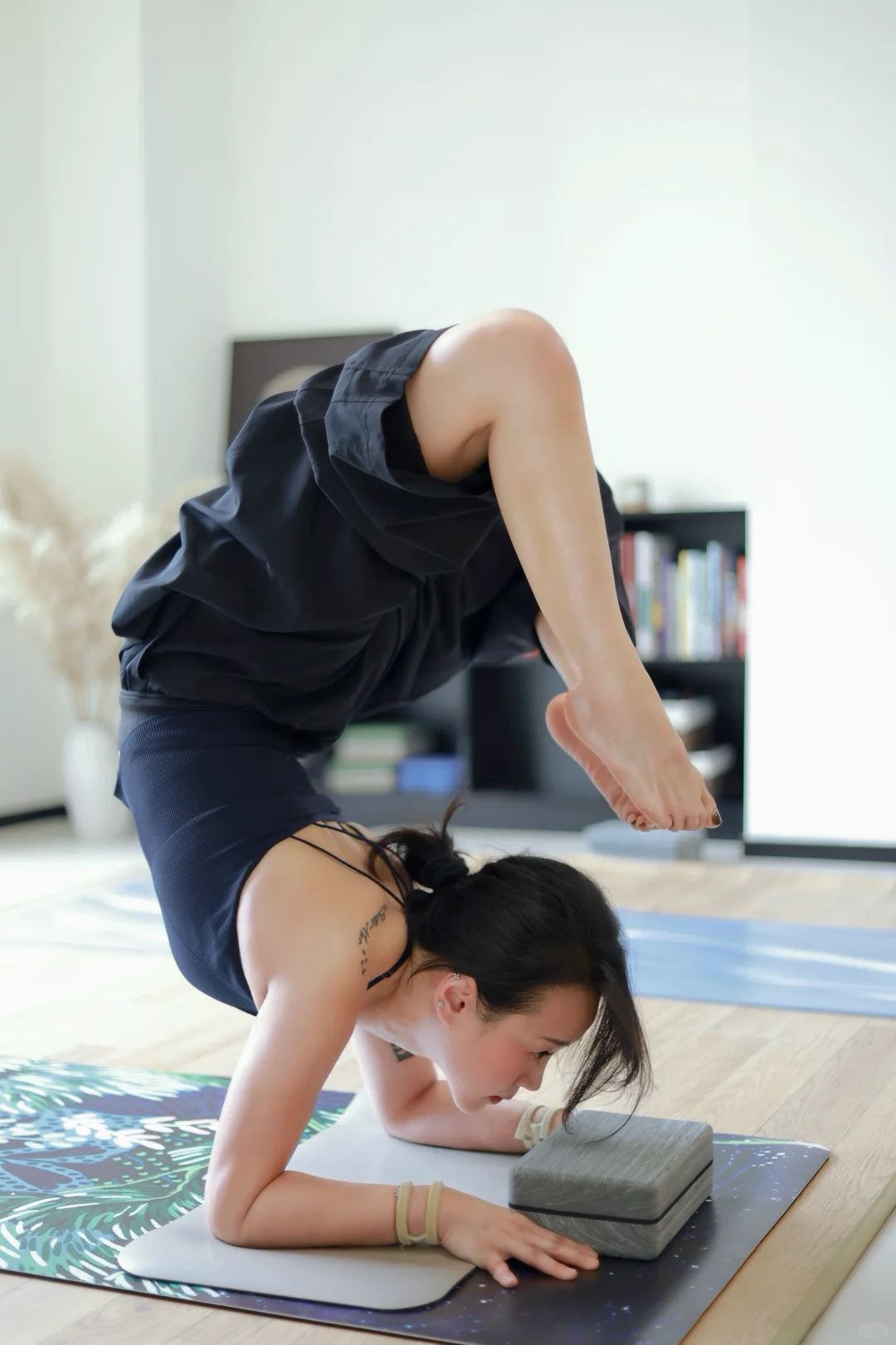 阳光斑驳 微风含香~